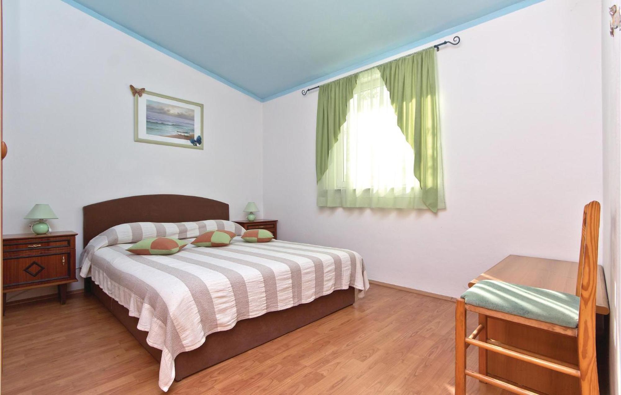 3 Bedroom Gorgeous Apartment In Marčana Dış mekan fotoğraf