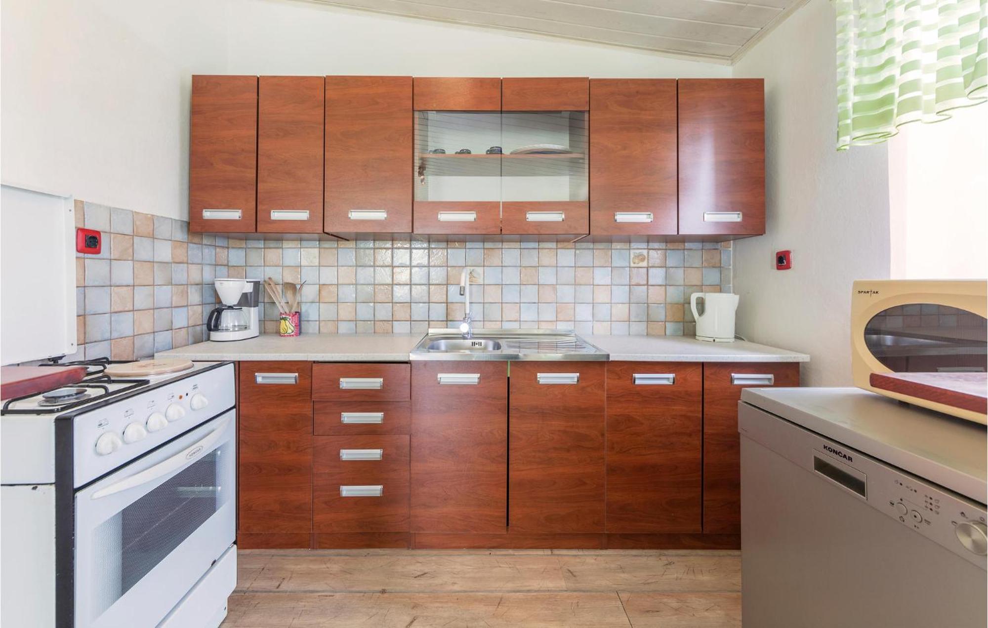 3 Bedroom Gorgeous Apartment In Marčana Dış mekan fotoğraf
